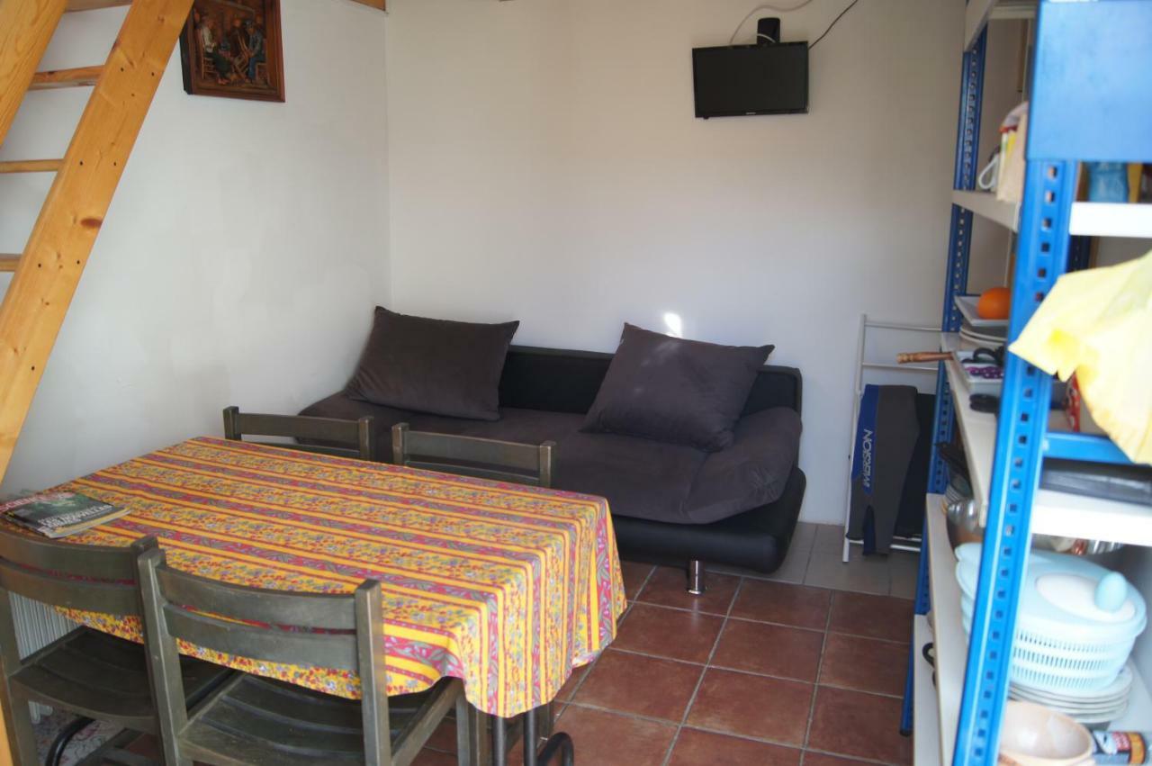 Villa Cmr à Les Les Saintes-Maries-de-la-Mer Extérieur photo